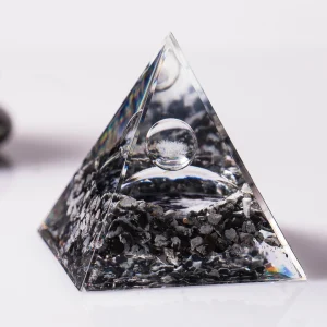 Piramida Lunin Sijaj